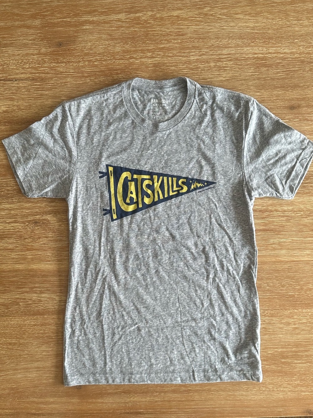 Catskills Pennant Flag Graphic Tee - Gray with Navy & Yellow